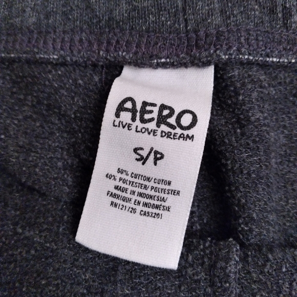 Gray Shorts | Aero | Small - Picture 2 of 3